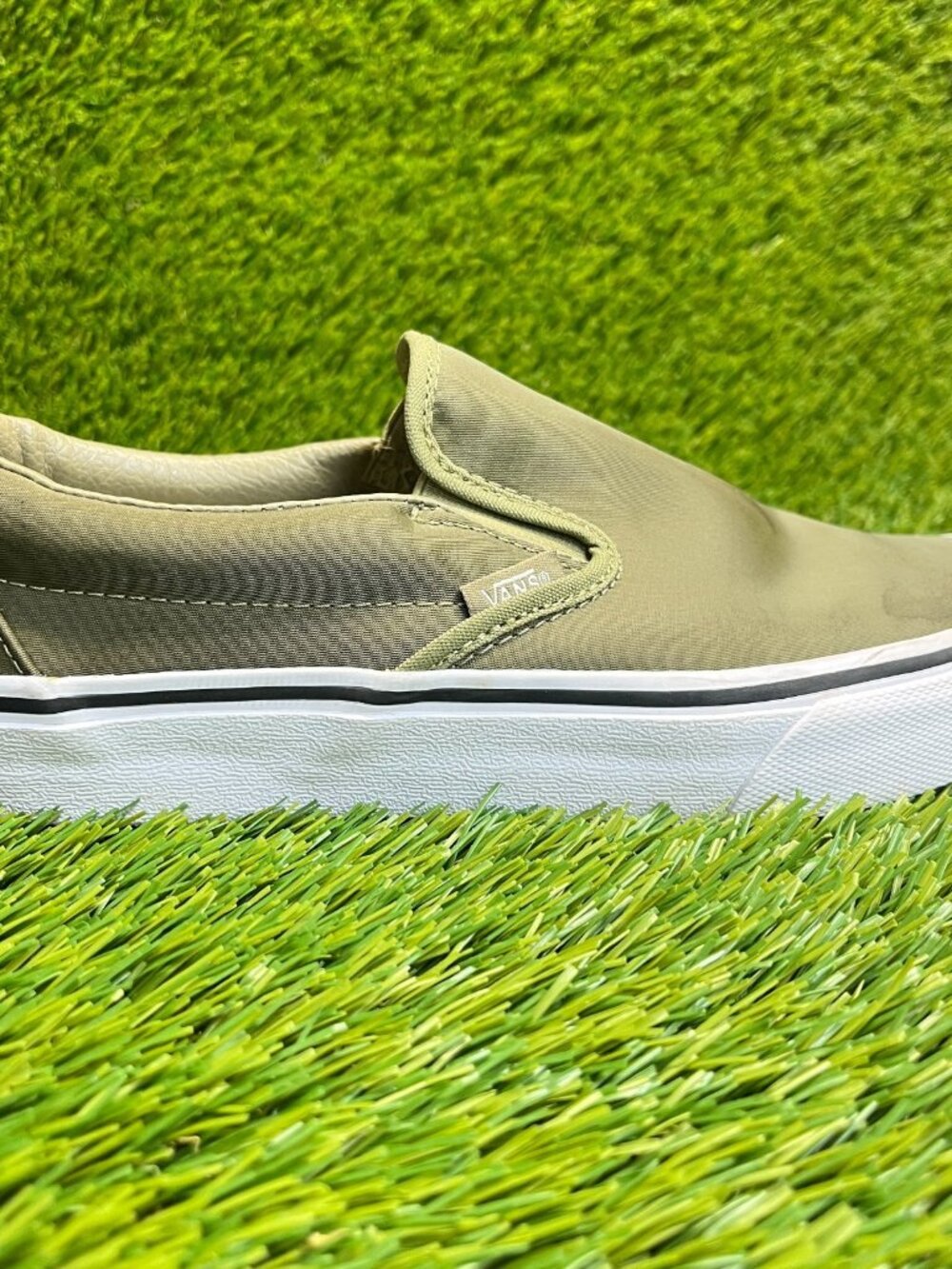 Vans Classic Slip-On Nylon Aloe Womens Size 8 Green Athletic Shoes Sneakers